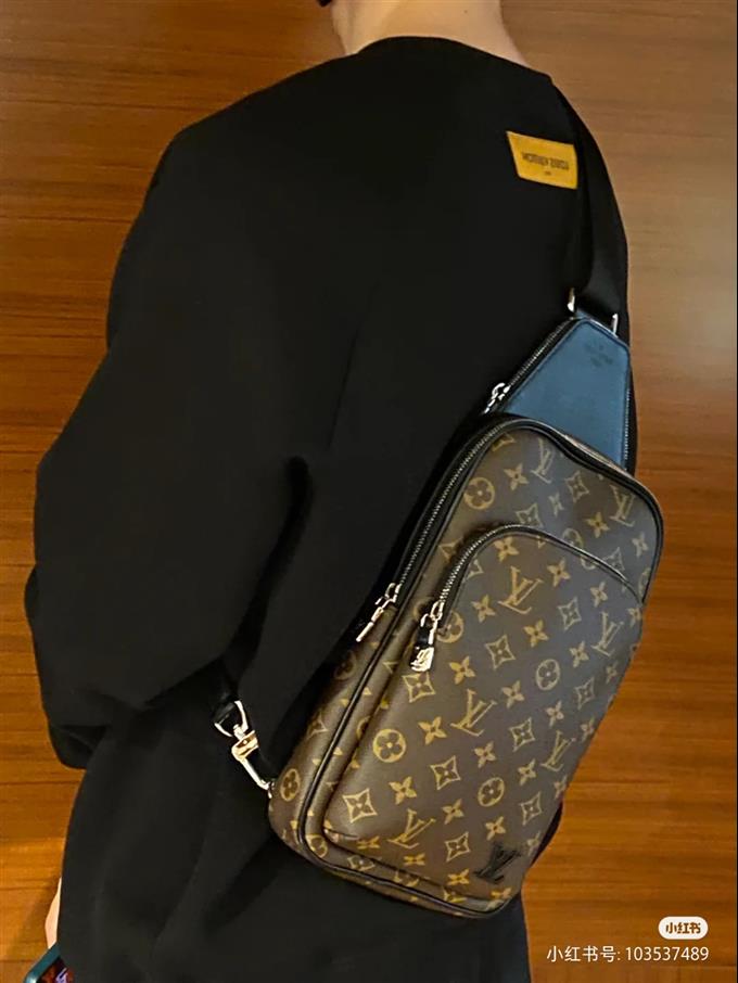 2025224M46327105354873