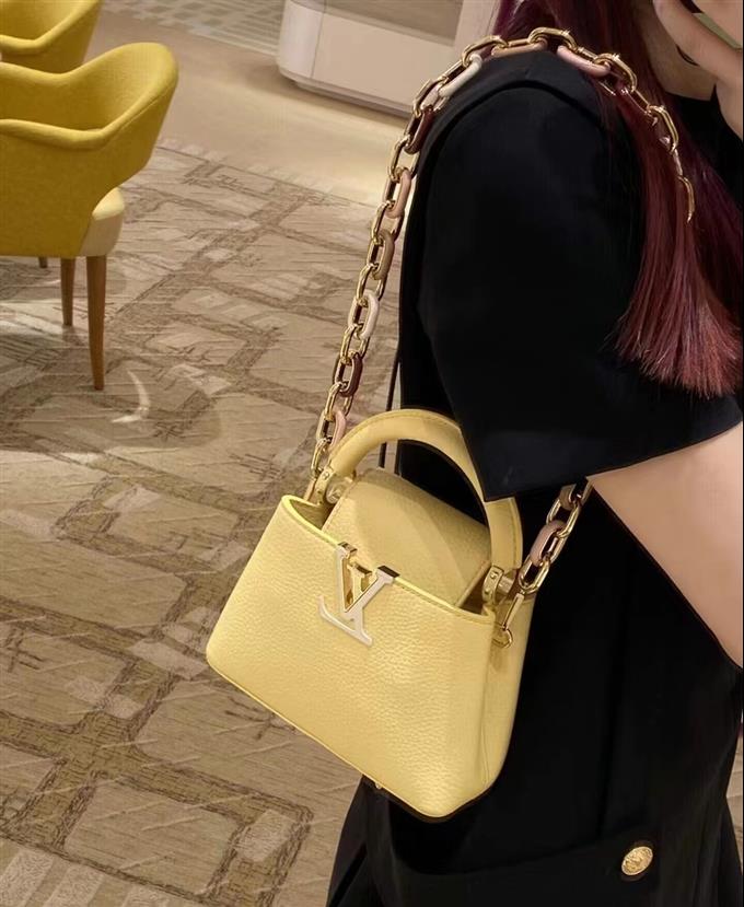 2025224M2179810328296