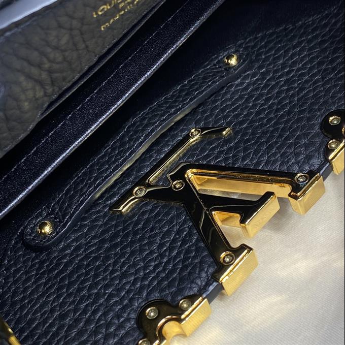 2025224M232639484344