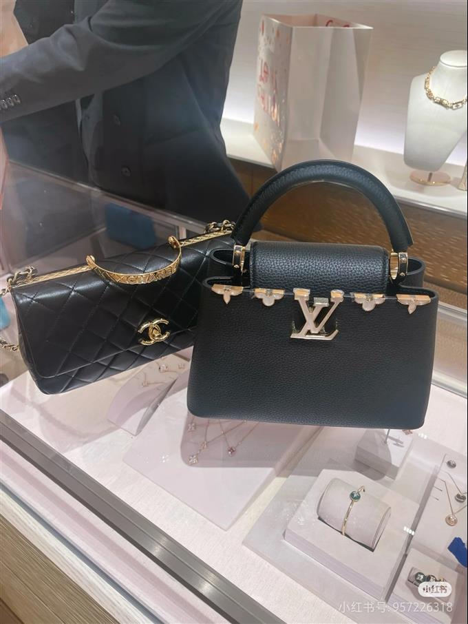 2025224M232639489482