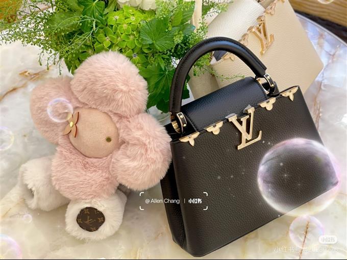 2025224M232639489561