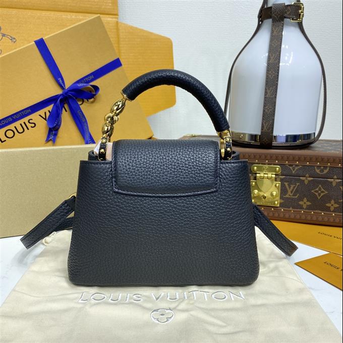 2025224M2394394757582