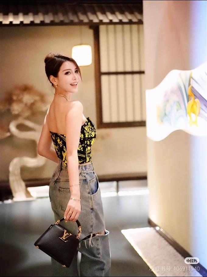 2025224M2394394839356