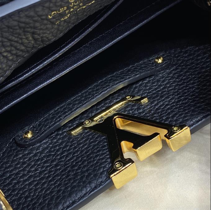 2025224M2394394843296