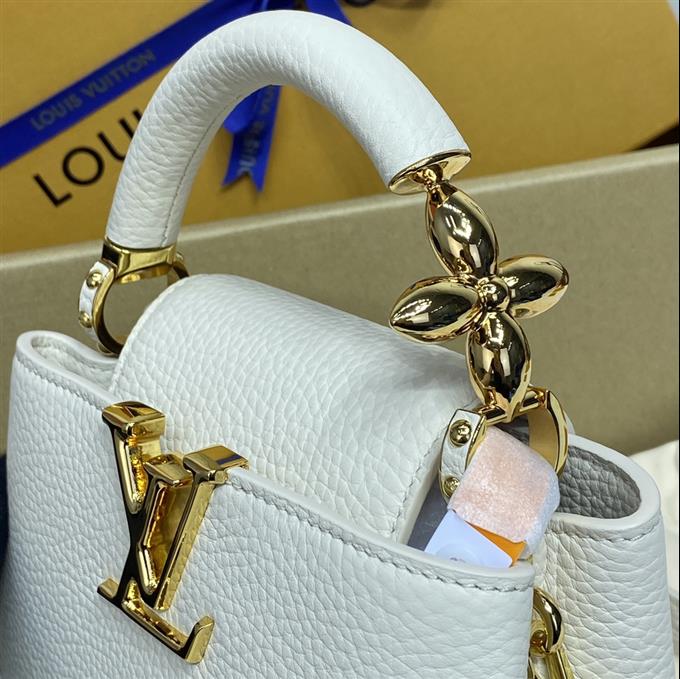 2025224M2394494757784