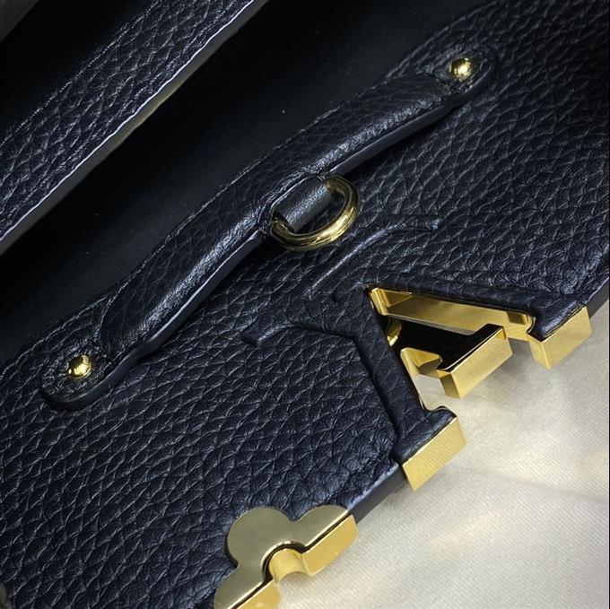 2025224M5666994828421