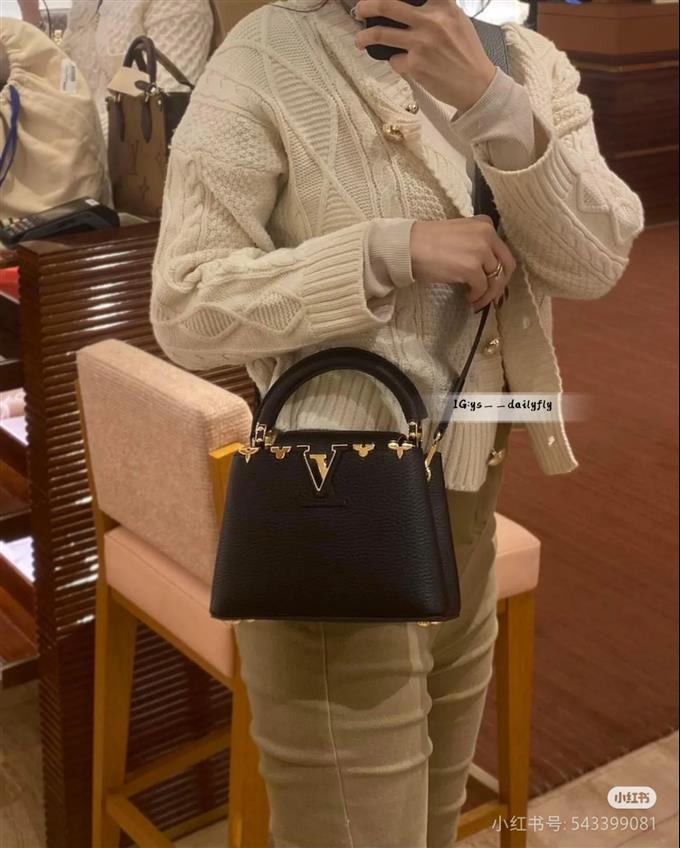 2025224M5666994832849