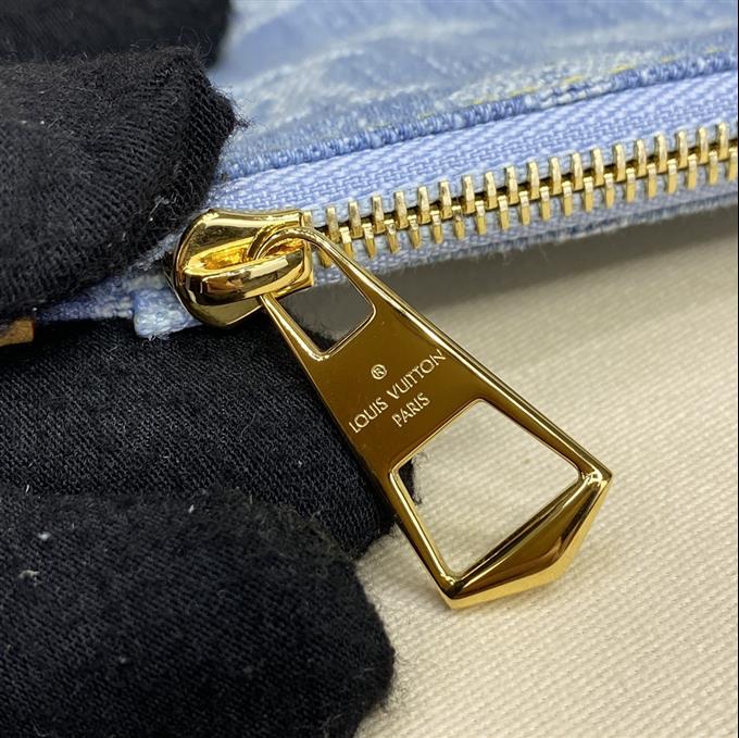 2025224M1146211322971