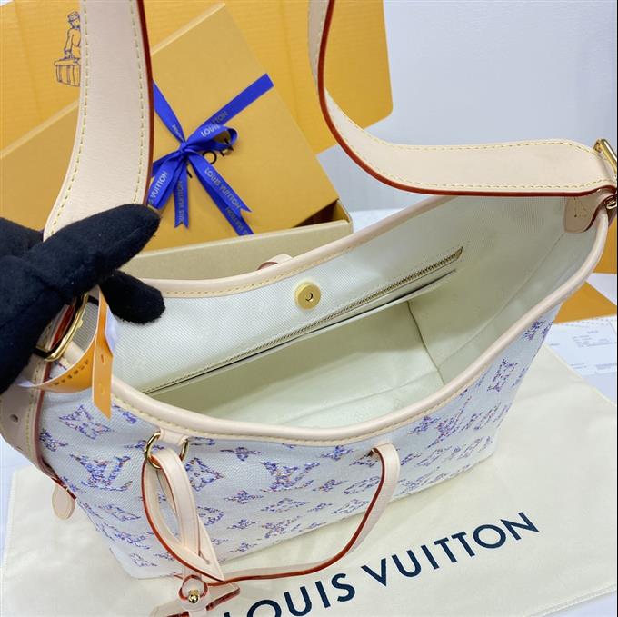 2025224M2470711323152