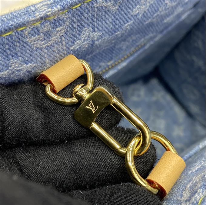 2025224M24897113231273