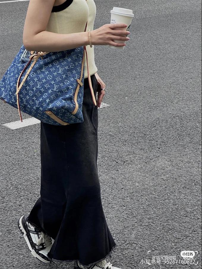 2025224M46855113239852