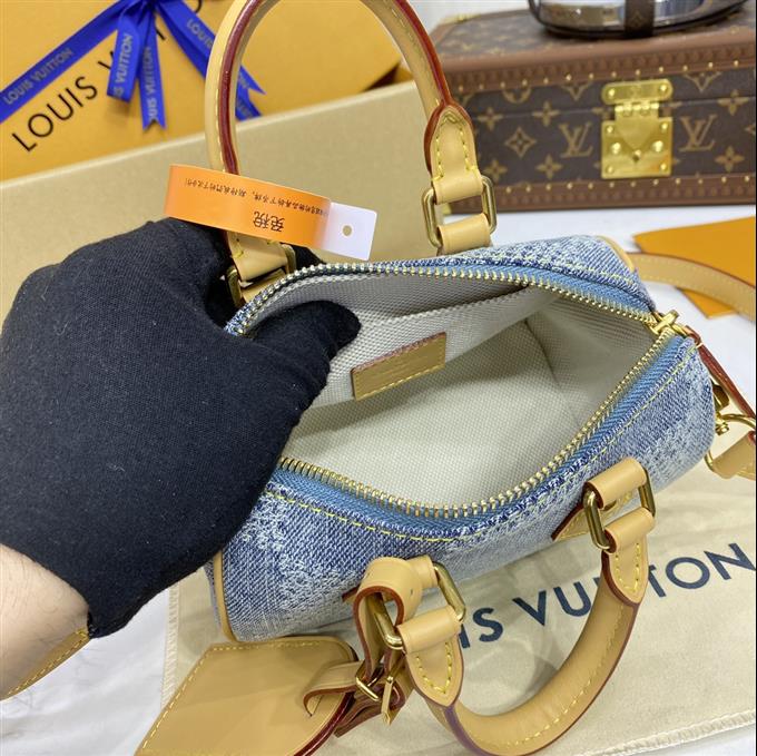 2025224N40682113232745