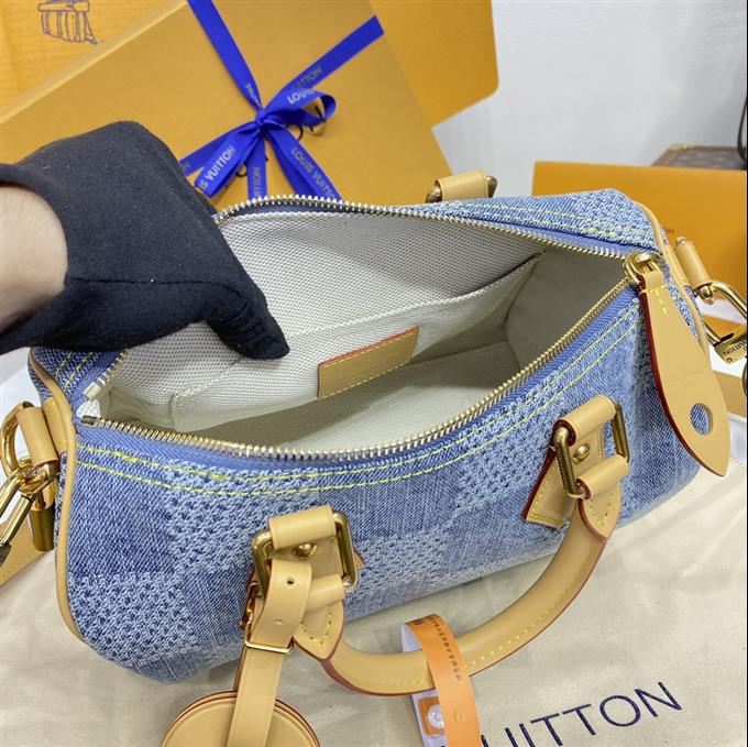 2025224N40700113232854