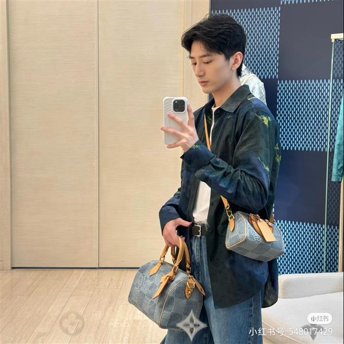 2025224N40700113237645