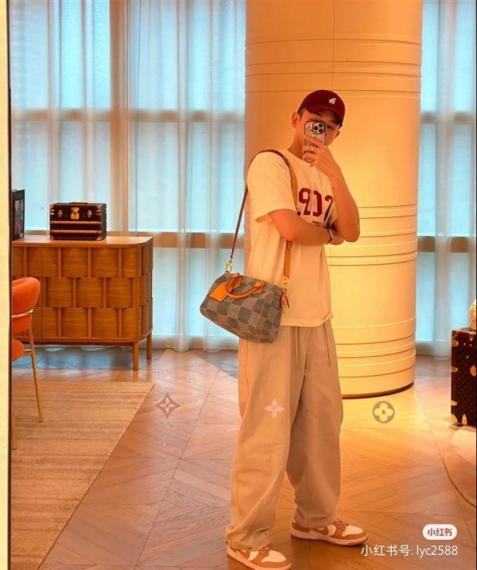 2025224N40700113239376