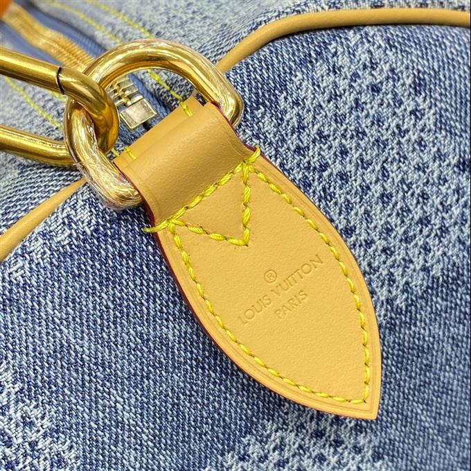 2025224N40701113232900