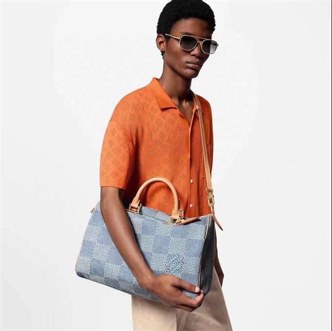 2025224N40701113234566