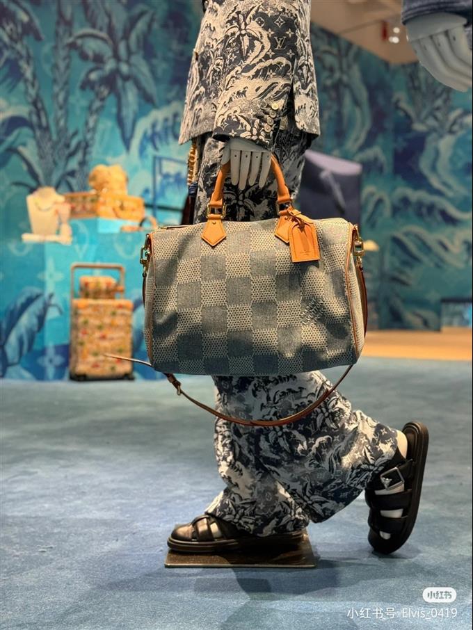 2025224N40701113238664