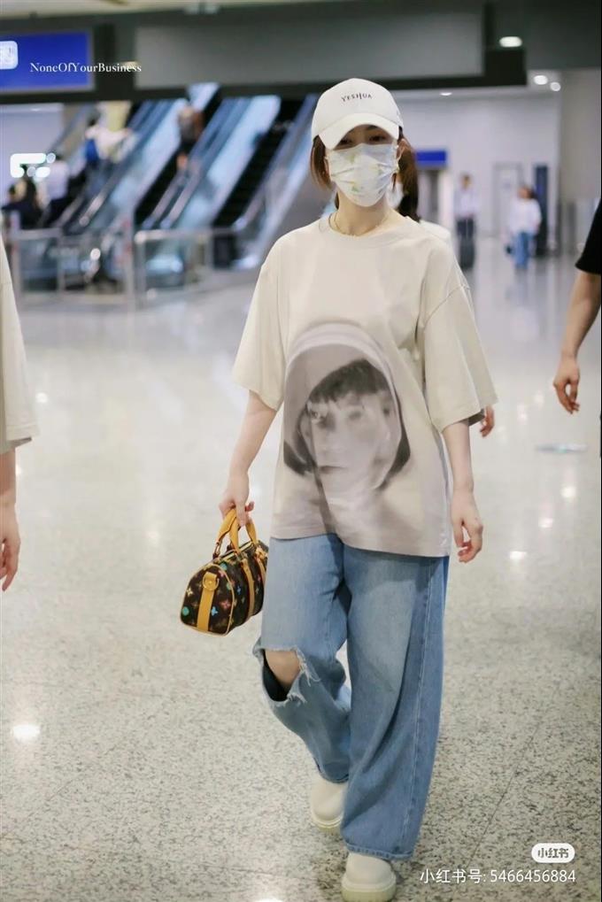 2025224M24849101728571