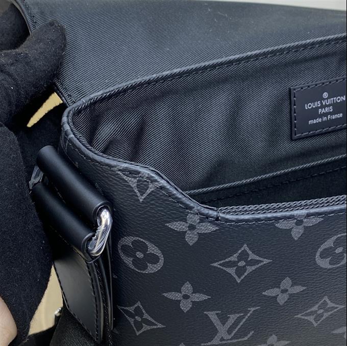 2025224M44000101724567