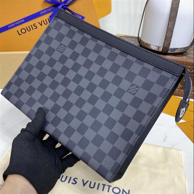 2025224M61692101720568