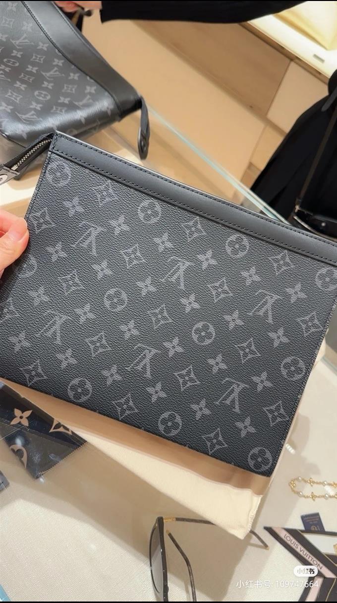 2025224M61692101749896