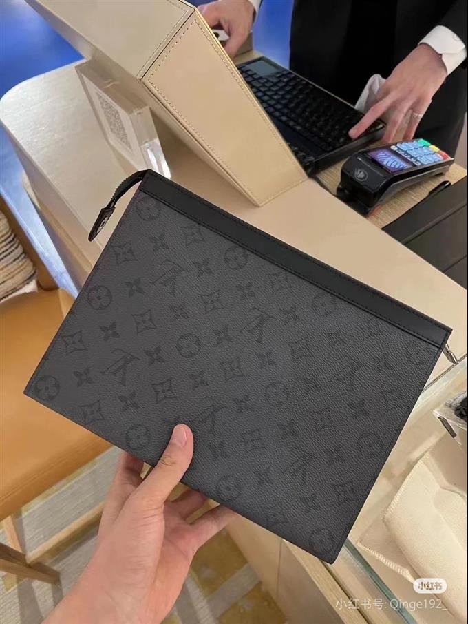 2025224M69535101746218