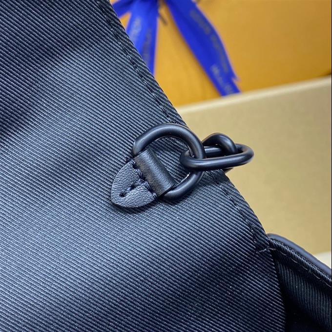 2025224M81783101726512