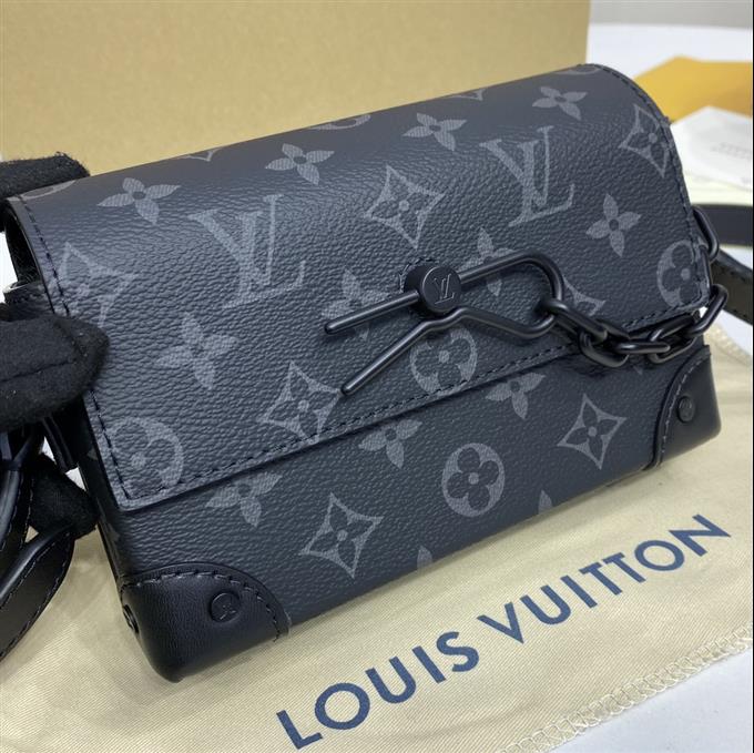 2025224M81783101731967