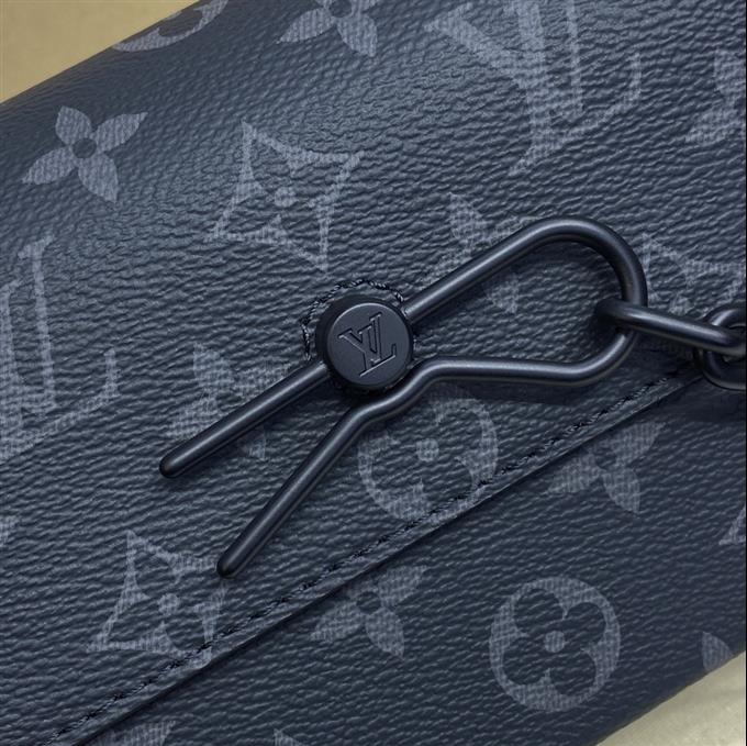 2025224M81783101731983