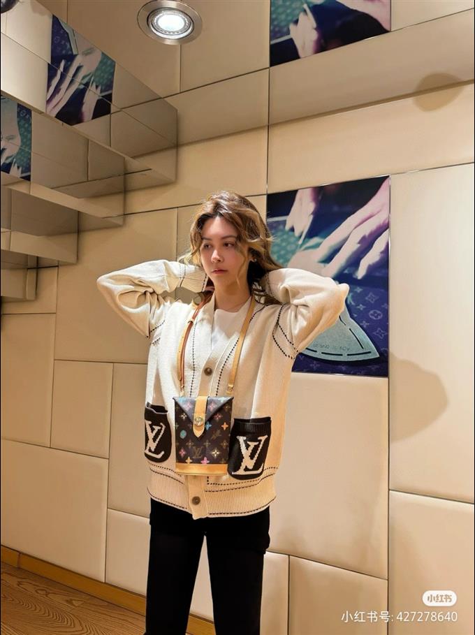 2025224M83344101746409