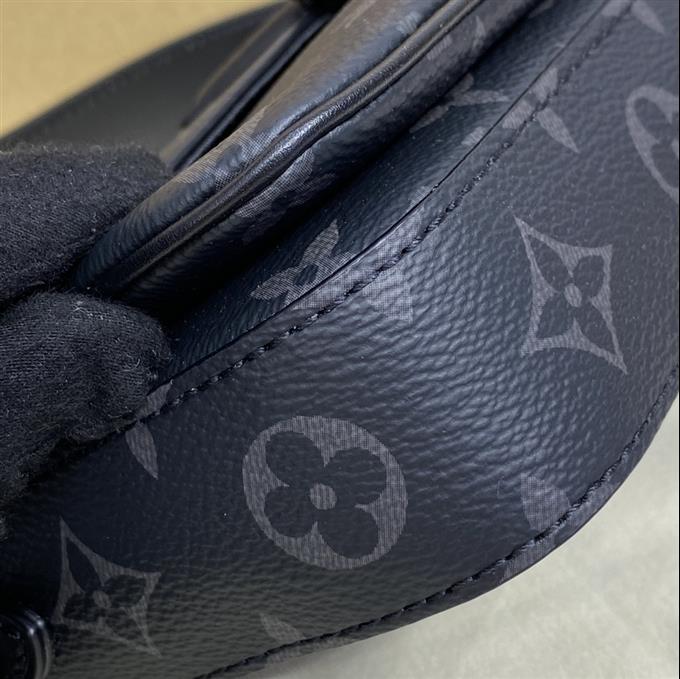 2025224M83567101726877