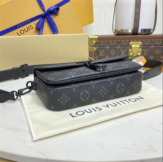 2025224M83567101727724