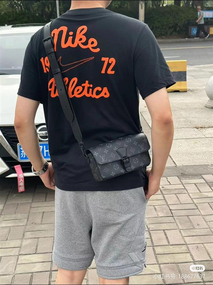 2025224M83567101739823