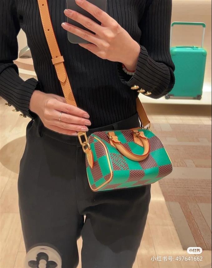 2025224N40534101734616