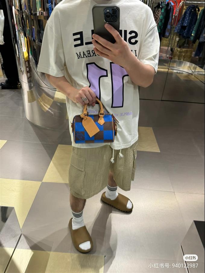 2025224N40595101746898