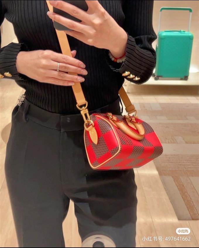 2025224N40611101714240