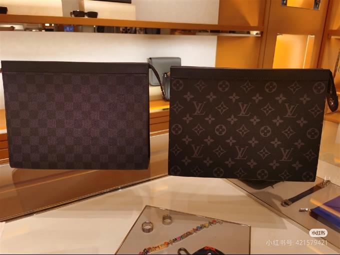 2025224N41696101743131