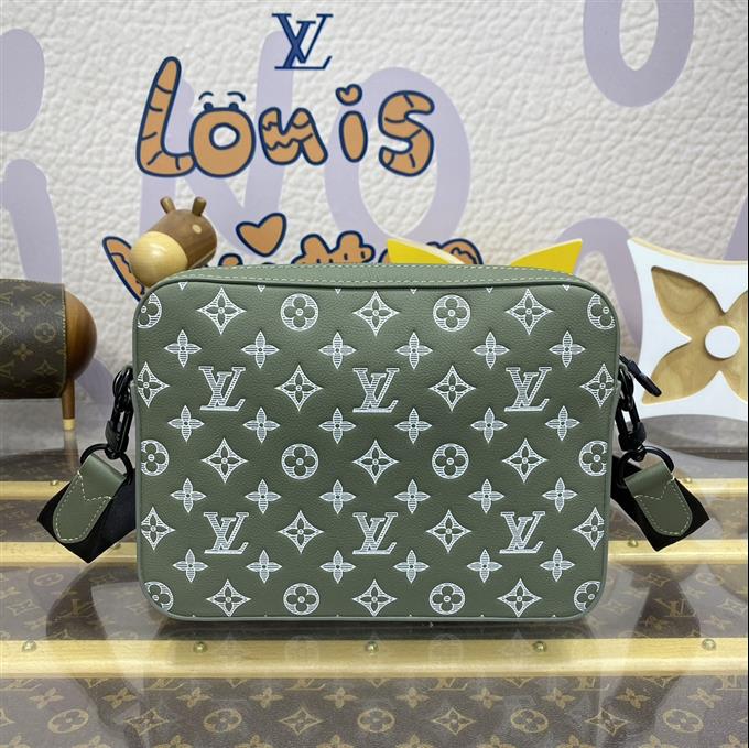 2025224M12490122026804