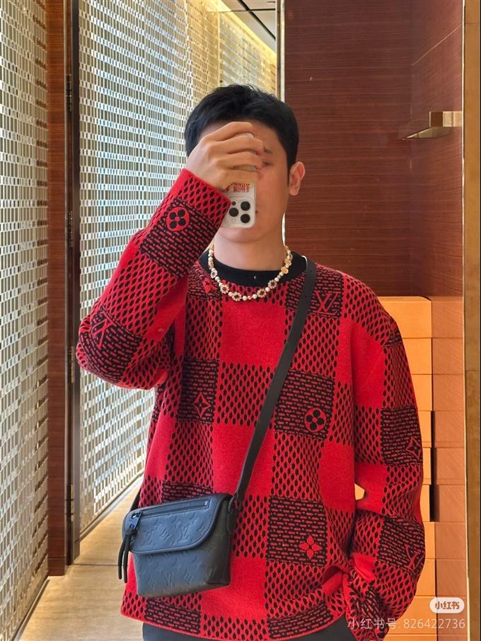 2025224M12636123055988