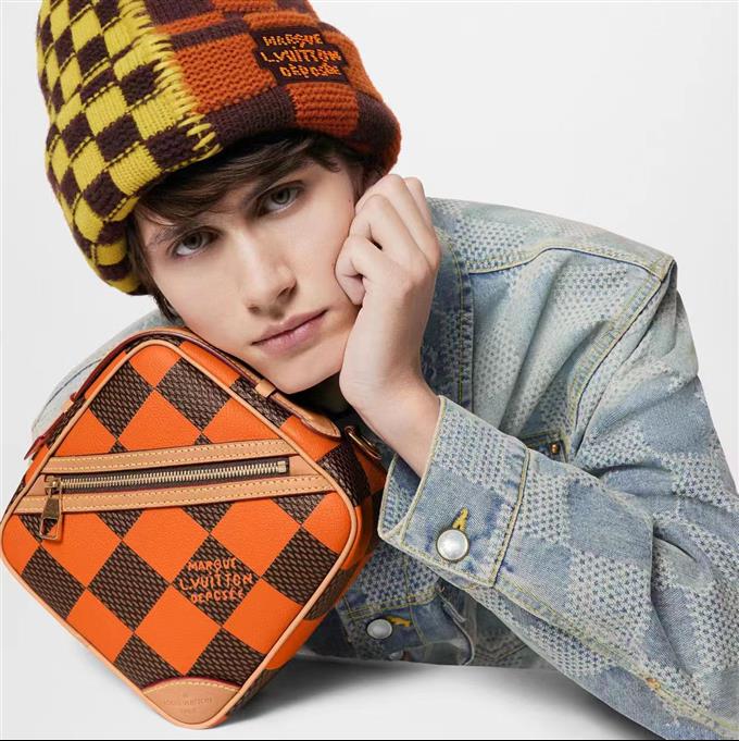 2025224N40548125332597