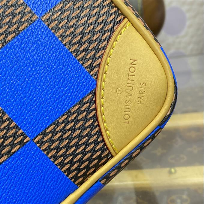 2025224N40561125331861