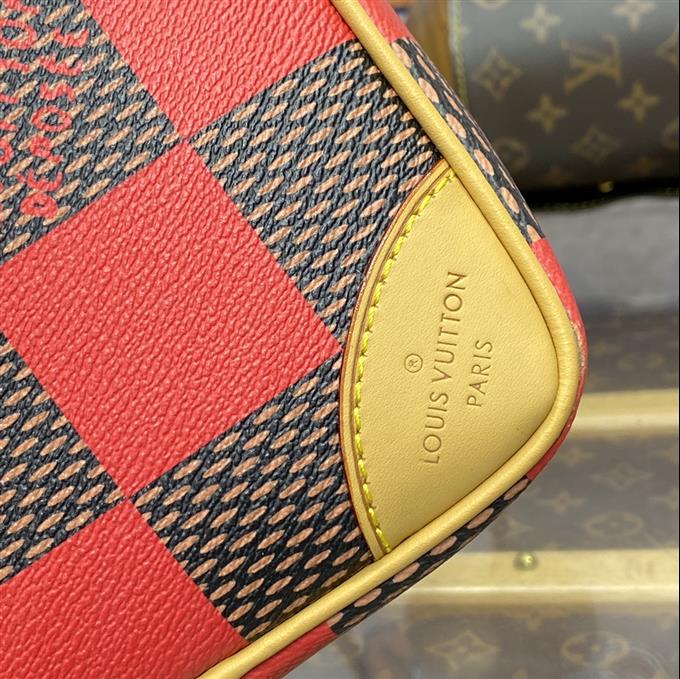 2025224N40561125332157