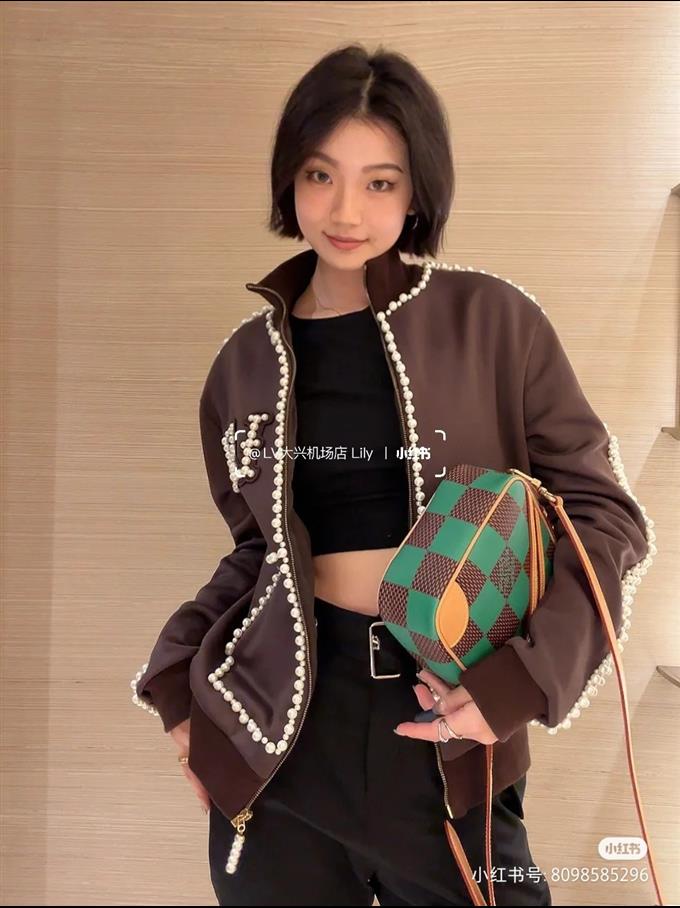 2025224N40563125333160