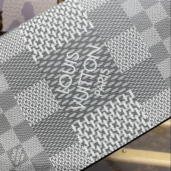 2025224N50013125332455