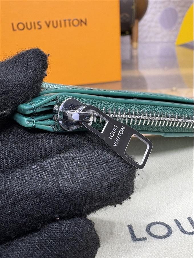 2025224M12660121332933