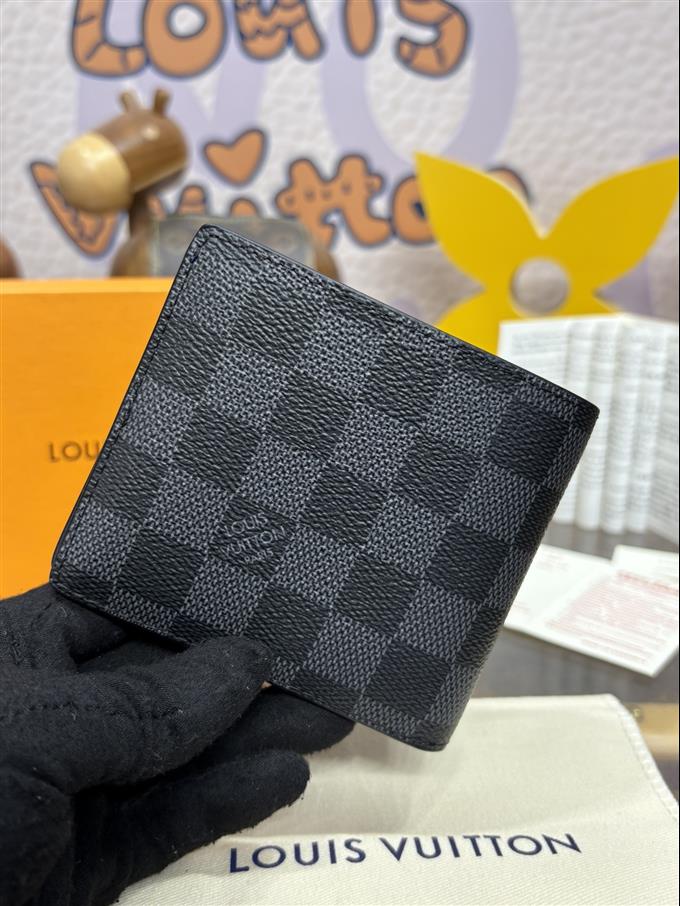 2025224N00092121335765