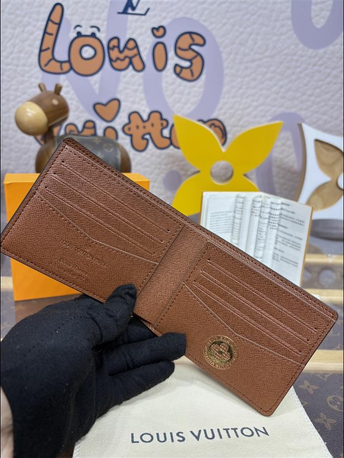 2025224N00185121338761