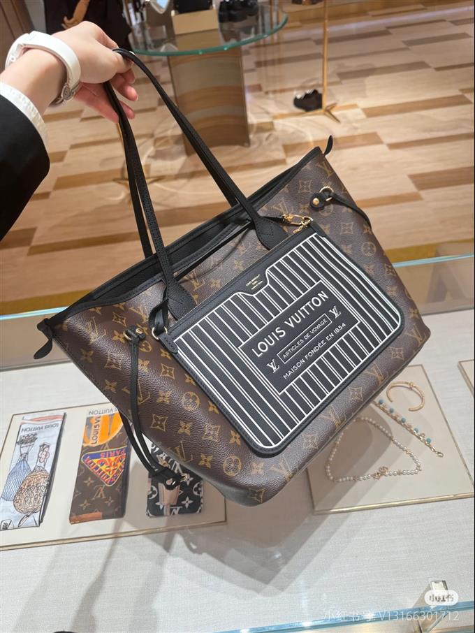 2025224M11946103835425