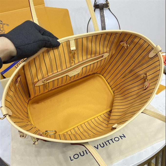 2025224M11947103824775